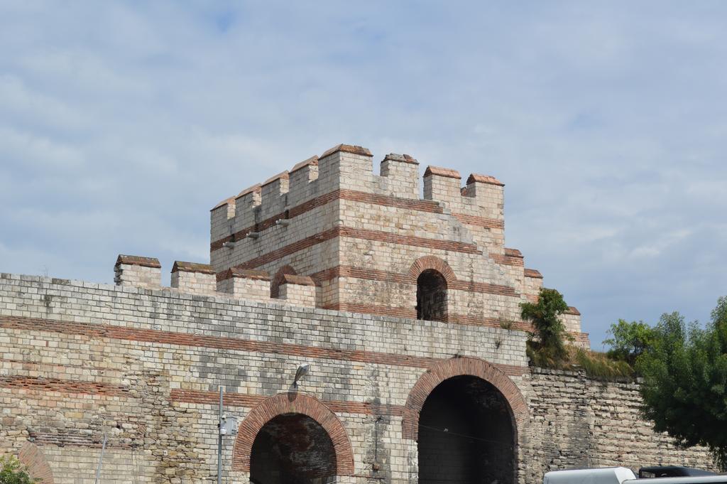 Golden Gate Hotel Topkapi Istanbul Bagian luar foto